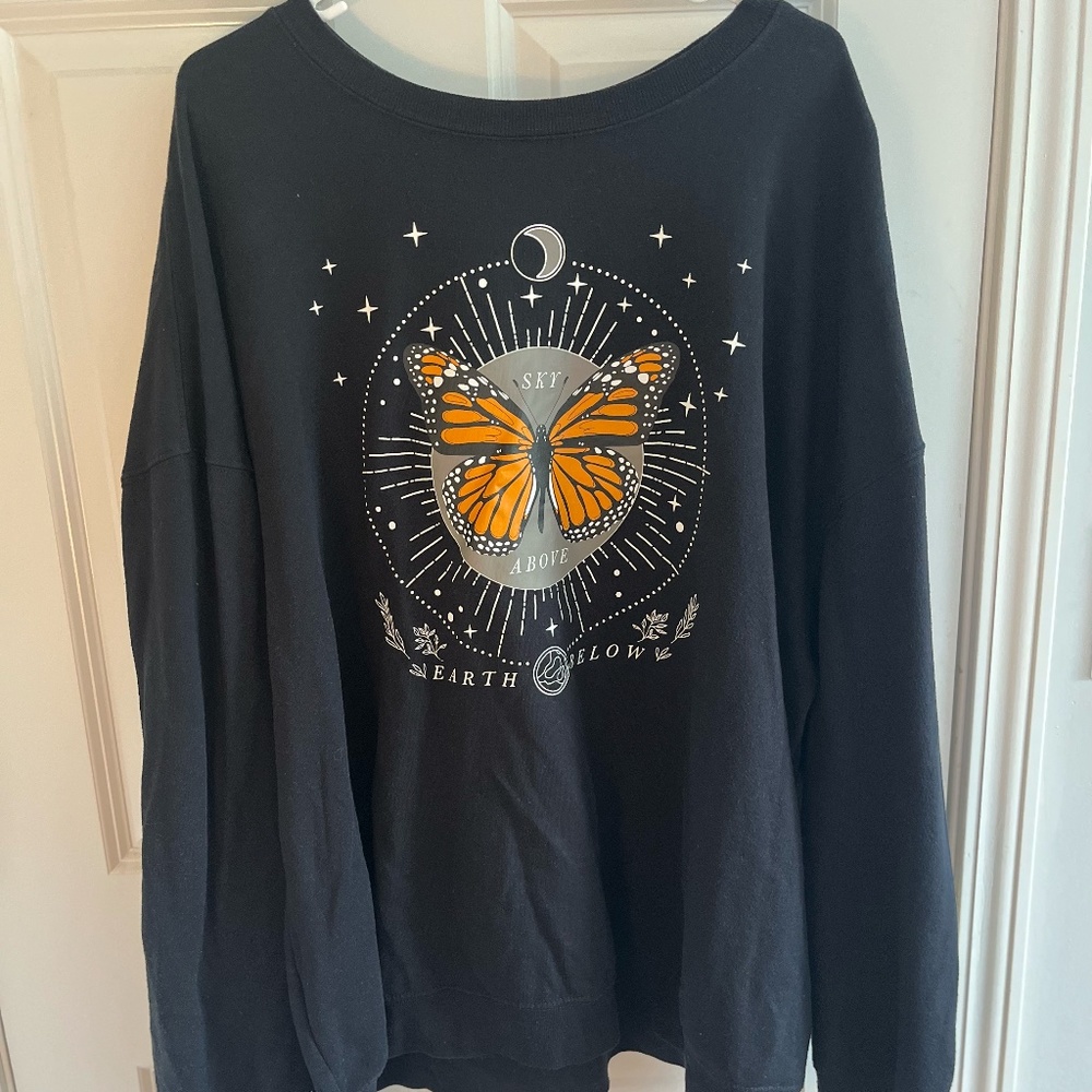 Cold Crush Black Butterfly "Sky Above Earth Below" Crewneck, 3X